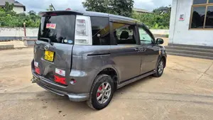 Toyota Sienta 2015 Gray
