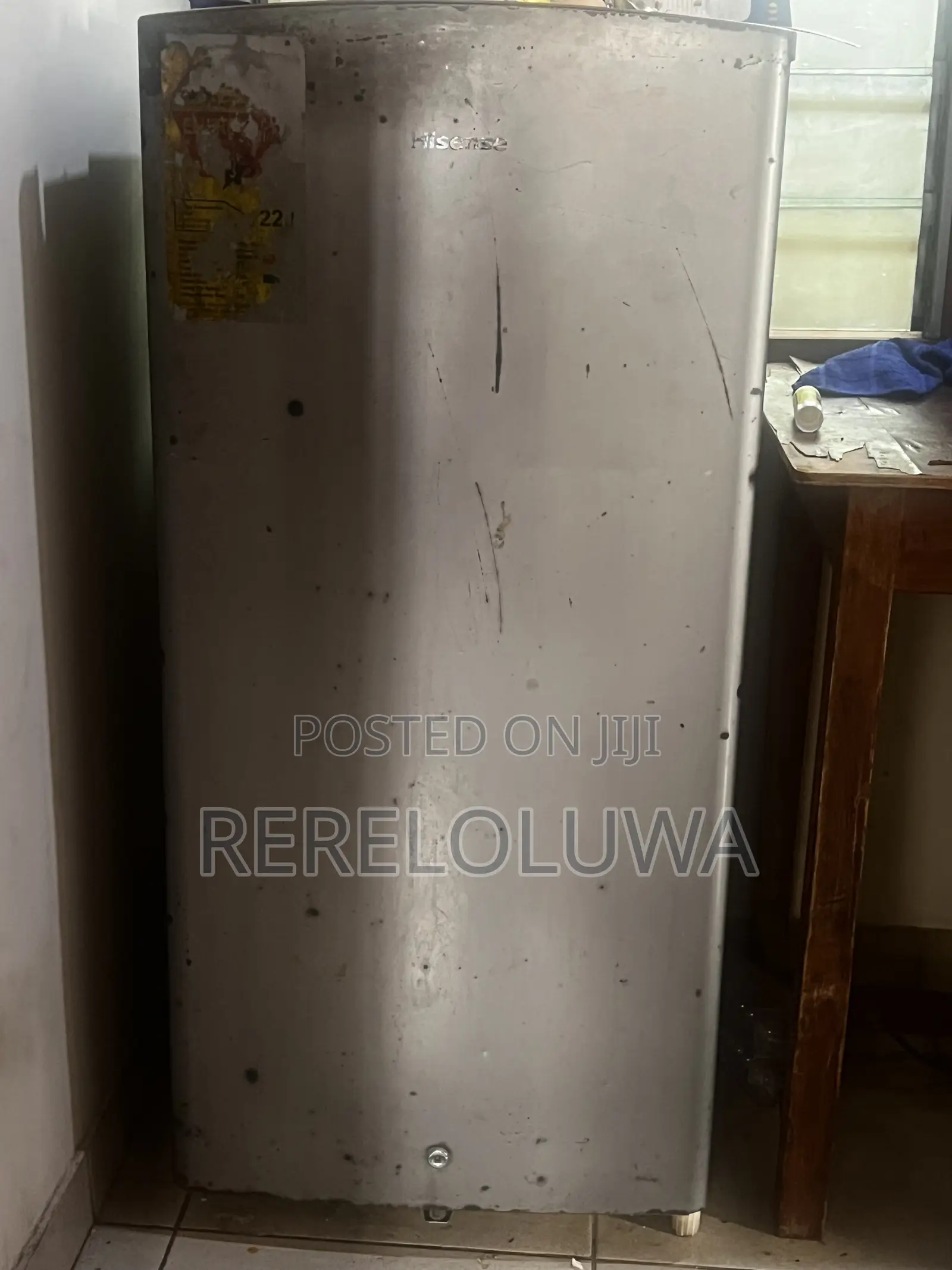 Hisense 150L Single Door Refrigerator (Semi-Auto Defrost)