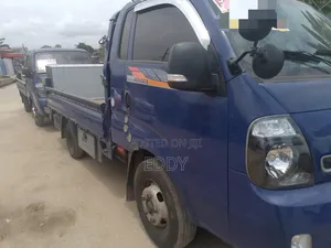2018/ 2017 Kia Bongo III