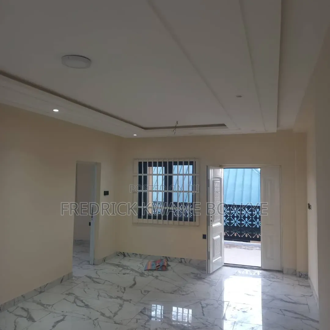 2bdrm Apartment in Brother K Estate, Kumasi Metropolitan for rent
