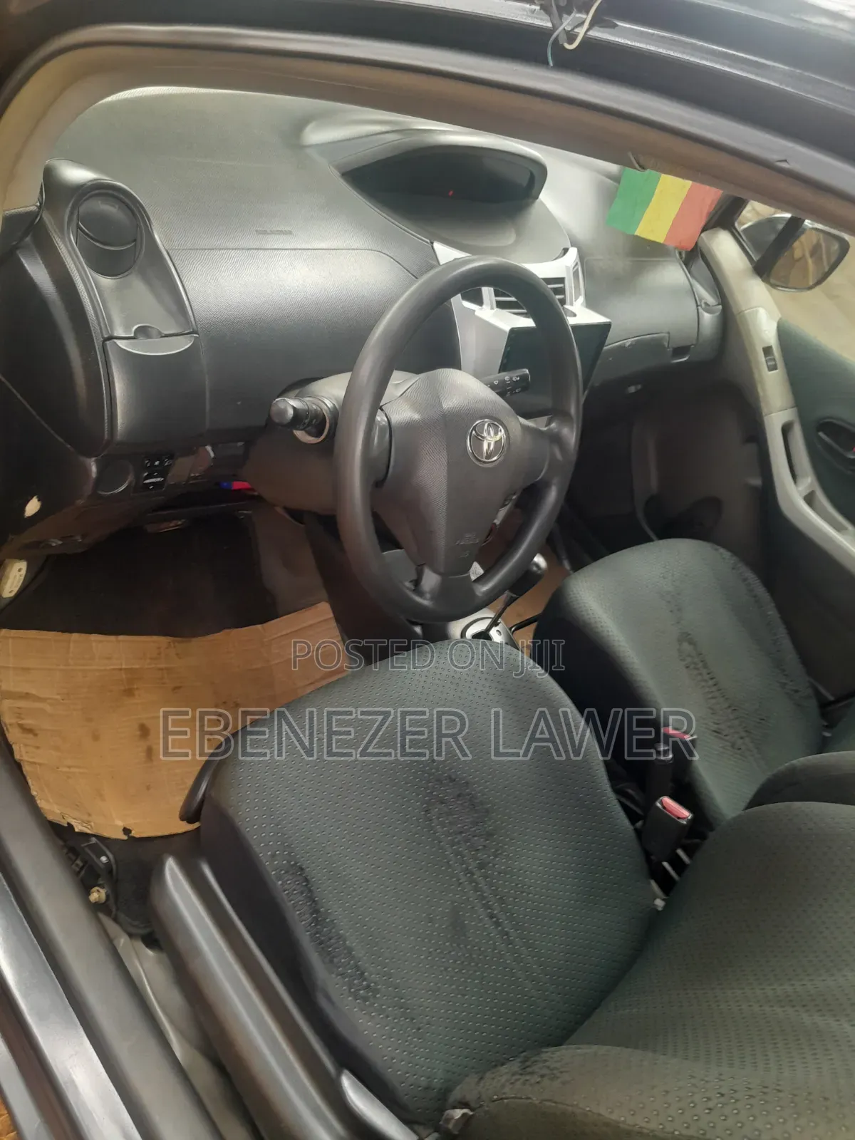 Toyota Vitz 1.3 AWD 5dr 2008 Black