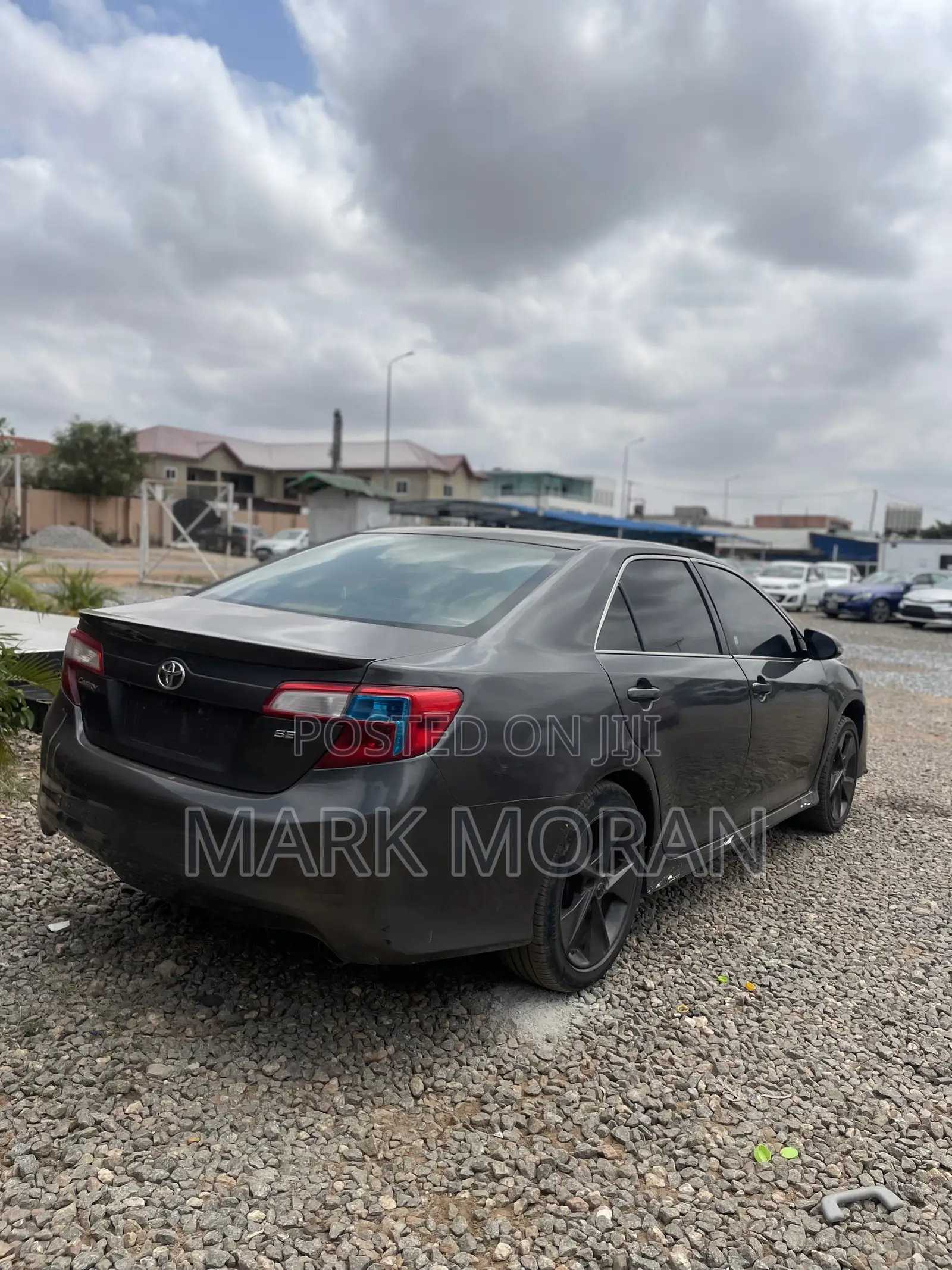 Toyota Camry SE 4dr Sedan (2.5L 4cyl 6A) 2014 Gray
