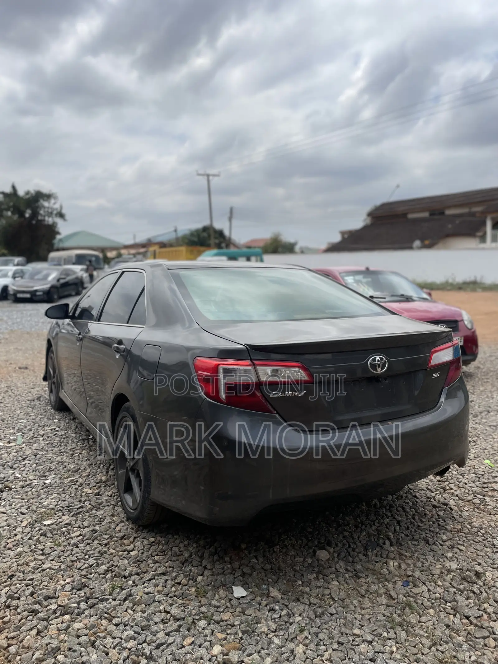 Toyota Camry SE 4dr Sedan (2.5L 4cyl 6A) 2014 Gray