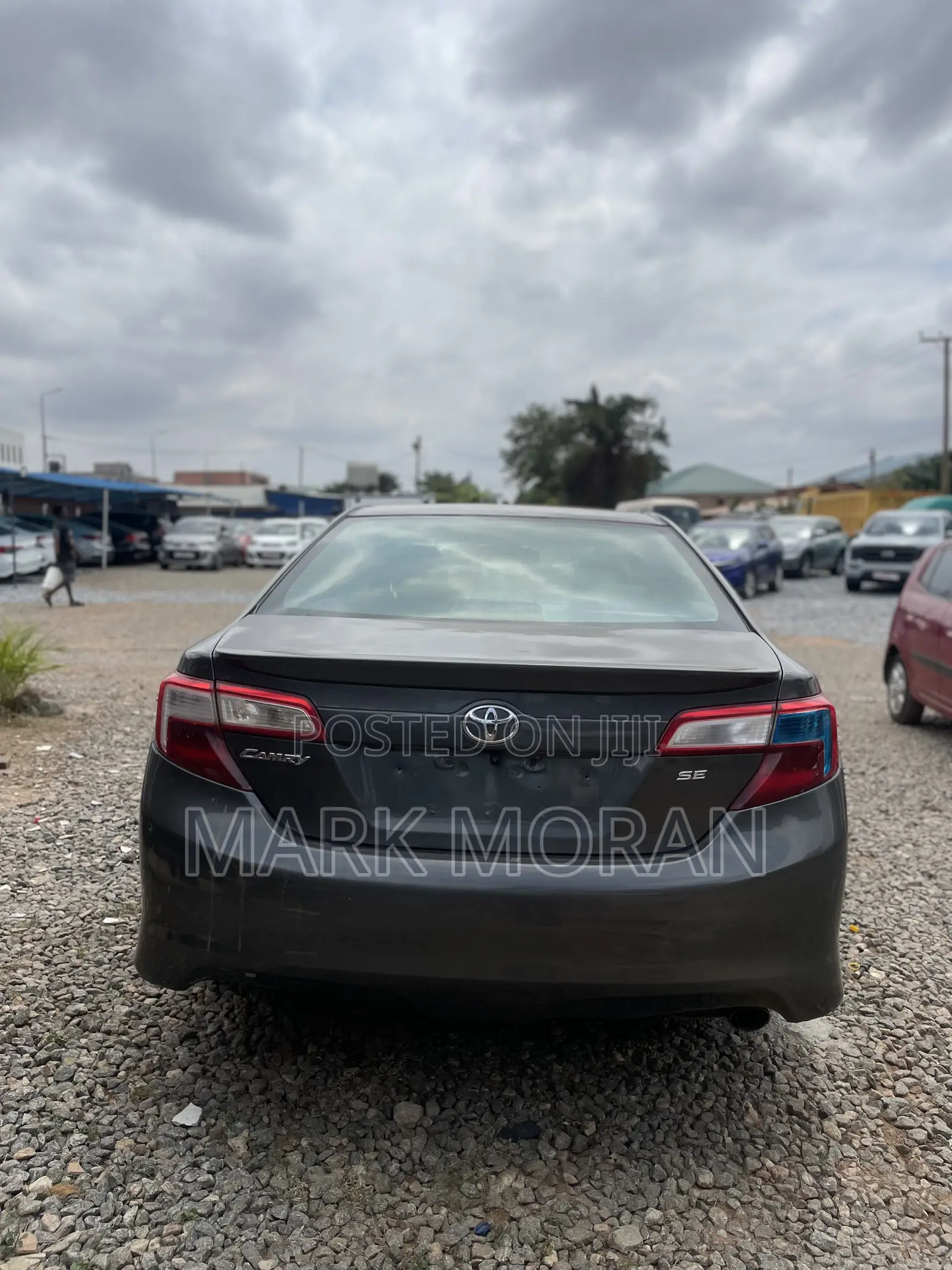 Toyota Camry SE 4dr Sedan (2.5L 4cyl 6A) 2014 Gray