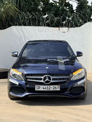 Mercedes-Benz C300 2016 Blue