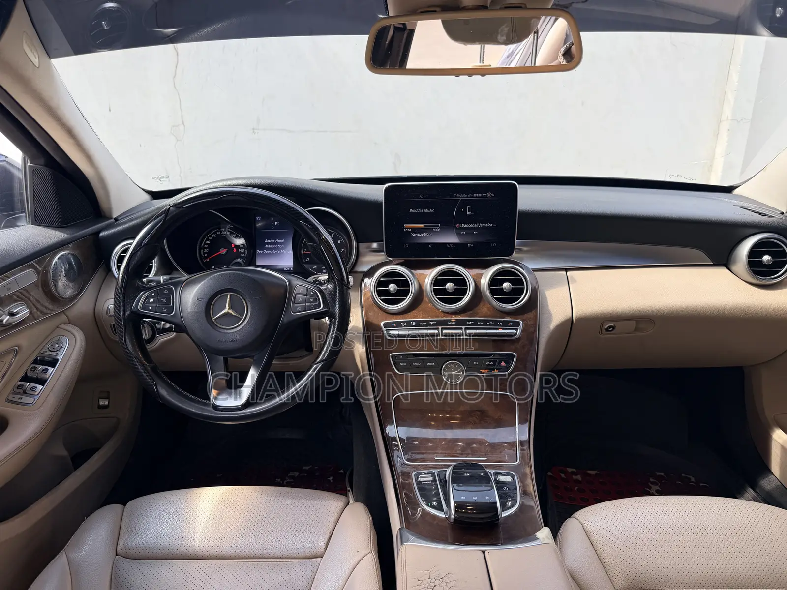 Mercedes-Benz C300 2016 Blue