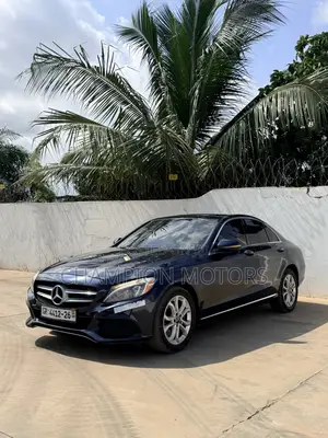 Mercedes-Benz C300 2016 Blue