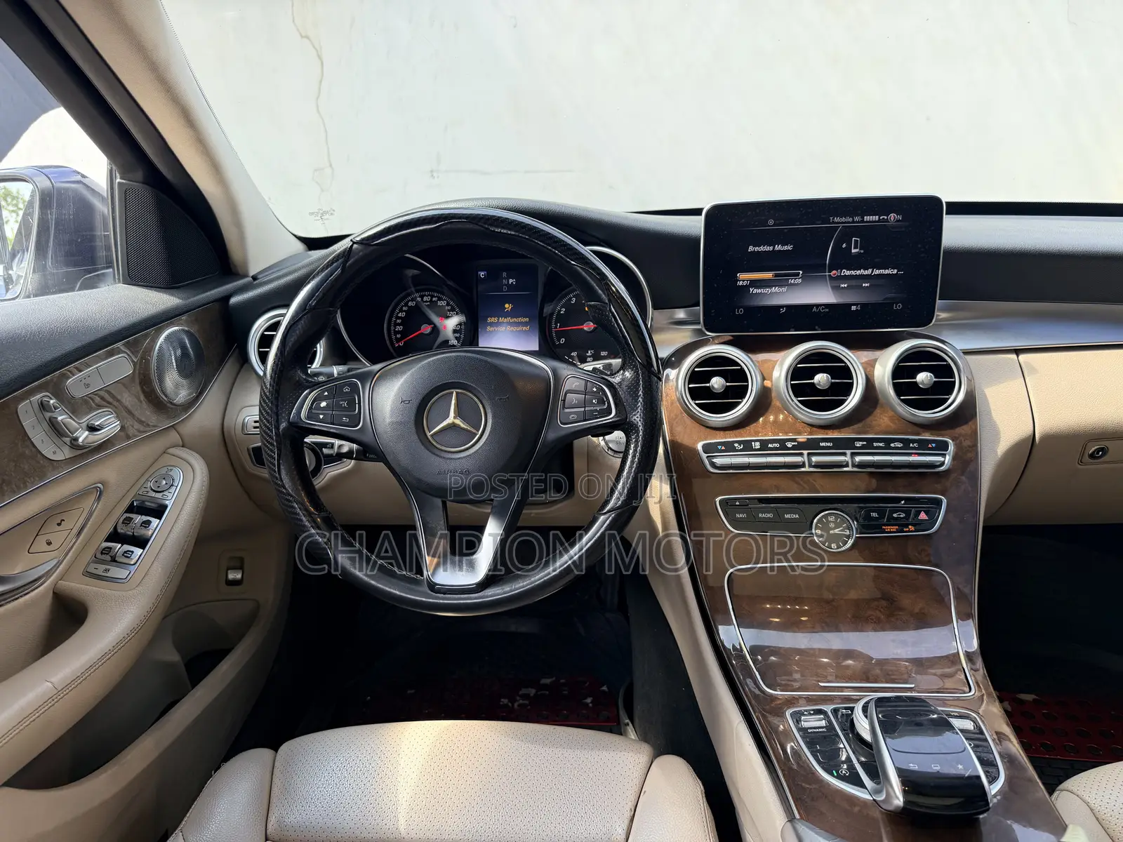 Mercedes-Benz C300 2016 Blue