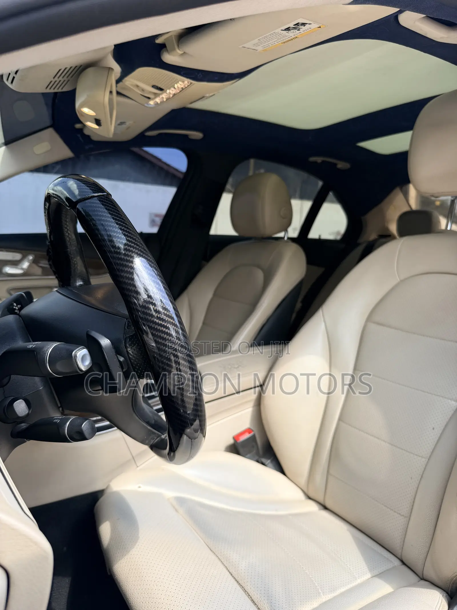Mercedes-Benz C300 2016 Blue