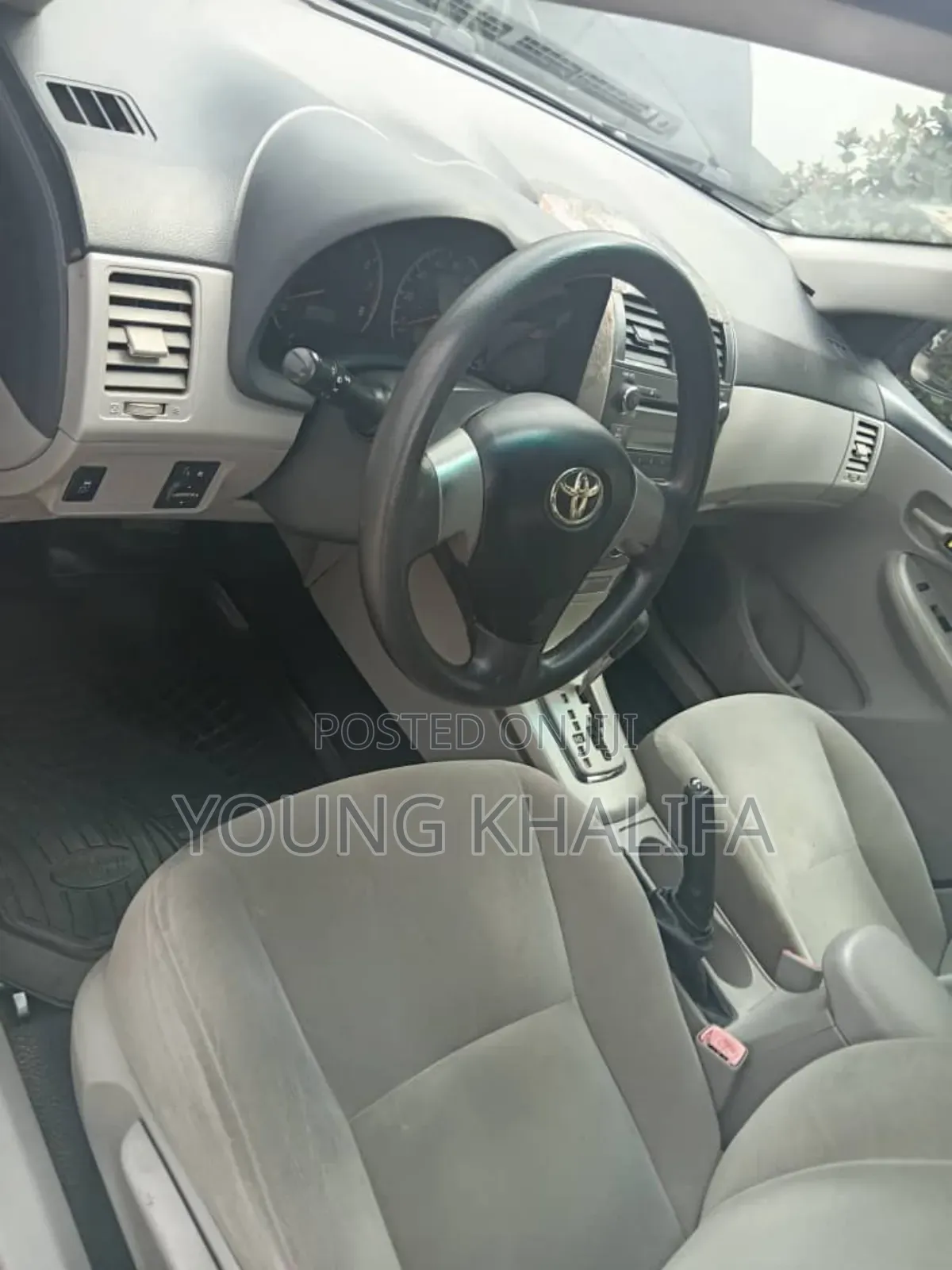 Toyota Corolla 2013 Gray