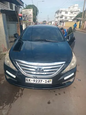 Hyundai Sonata Limited 2.0T Sedan (2.0L 4cyl 6A) 2013 Black