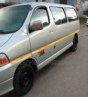 Toyota HiAce 2015 Grey