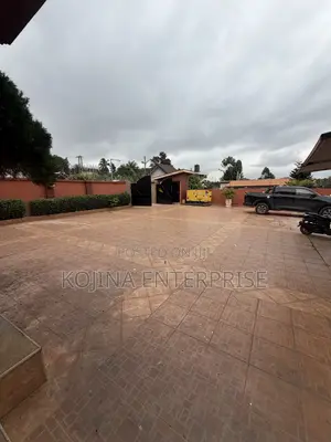 4bdrm House in Danyame, Kumasi Metropolitan for rent