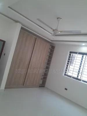 3bdrm House in Oyarifa Mall Area for sale