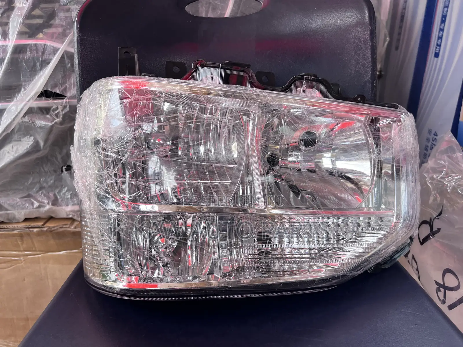 2017,2018,2019,202,2021,2022,2023 Headlight for Toyota Coaster