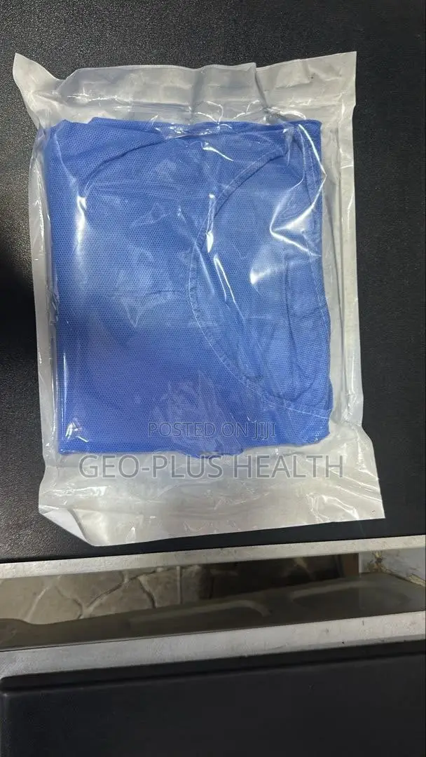Disposable Surgical Gown