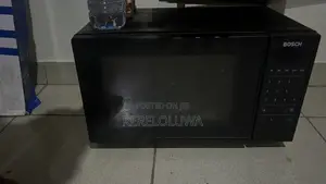 Microwave Oven