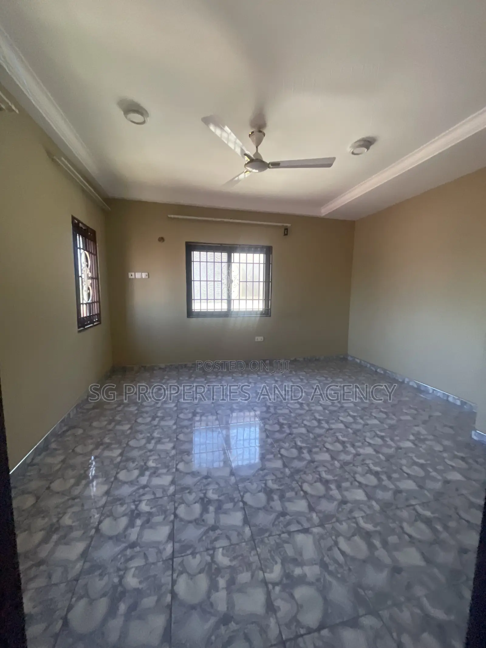 2bdrm Apartment in Junction Mall, Sakumono for rent