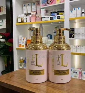 Dynamix Fair Lady Xtra Whitening Body Milk Spf50+ (400ml) 1pcs