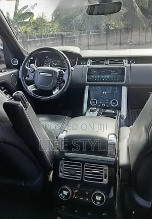 Land Rover Range Rover Vogue 2019 Silver