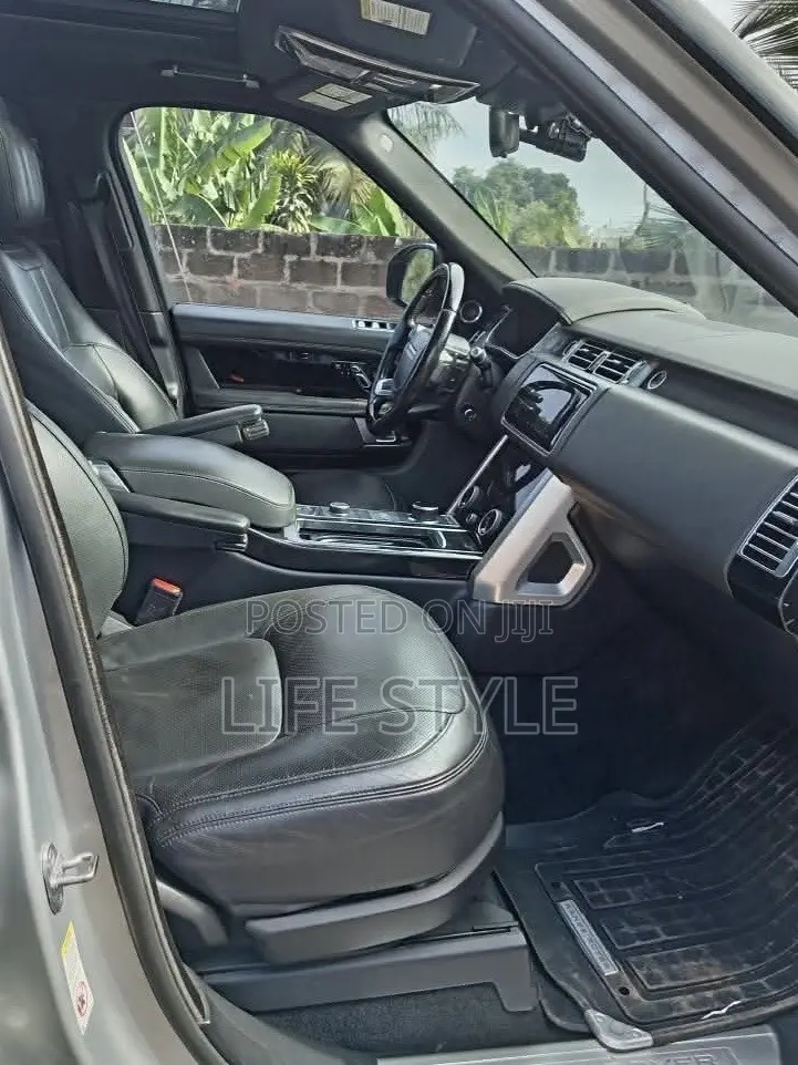 Land Rover Range Rover Vogue 2019 Silver