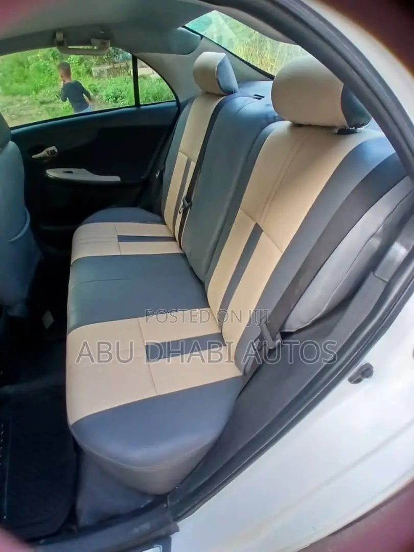 Toyota Corolla S 4dr Sedan (1.8L 4cyl 4A) 2013 White