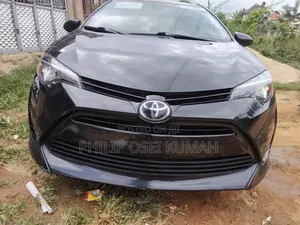 Toyota Corolla LE Eco (1.8L 4cyl 2A) 2018 Black
