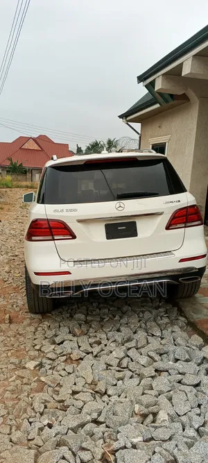 Mercedes-Benz GLE-Class 2016 White