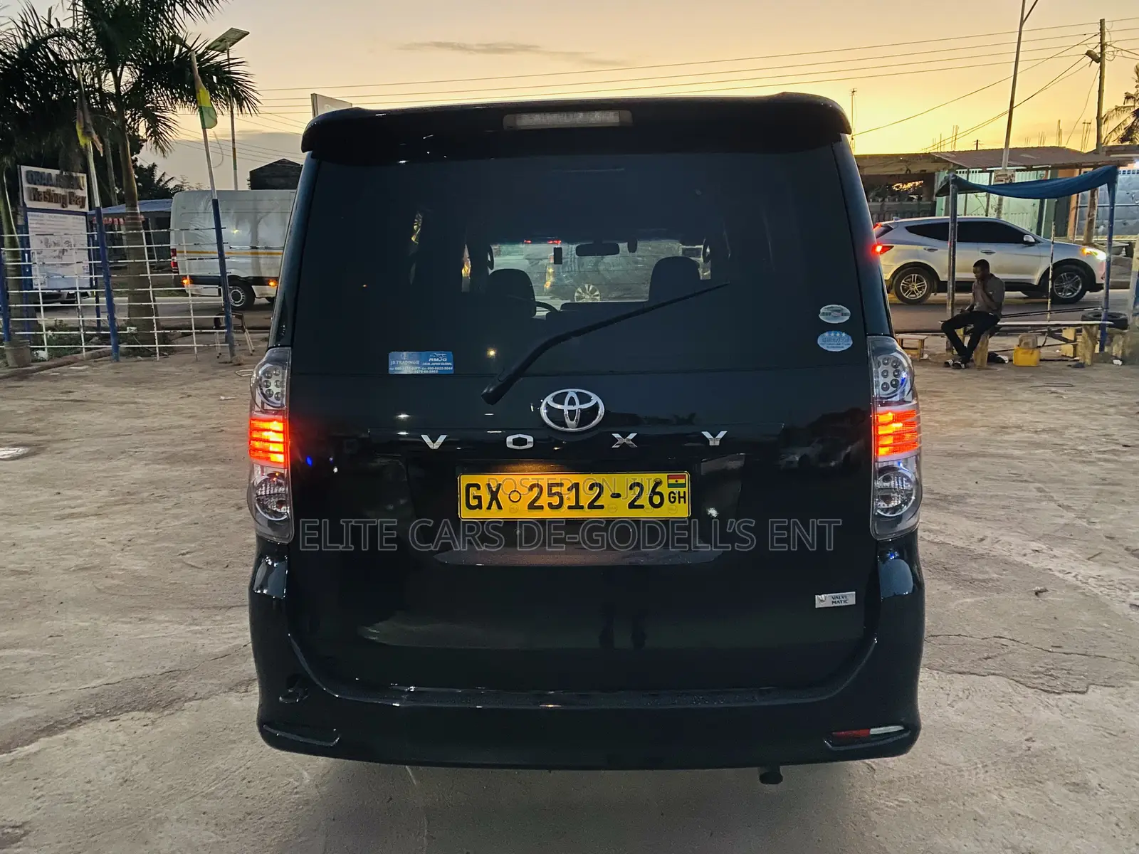 Toyota Voxy X 2WD 8-Seater 2011 Black