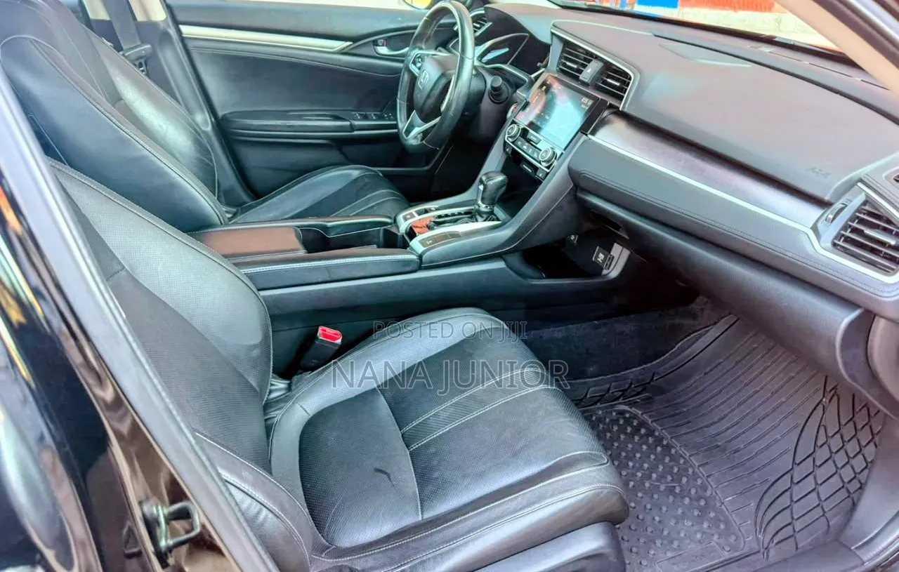 Honda Civic Touring 4dr Sedan (1.5L 4cyl) 2017 Black