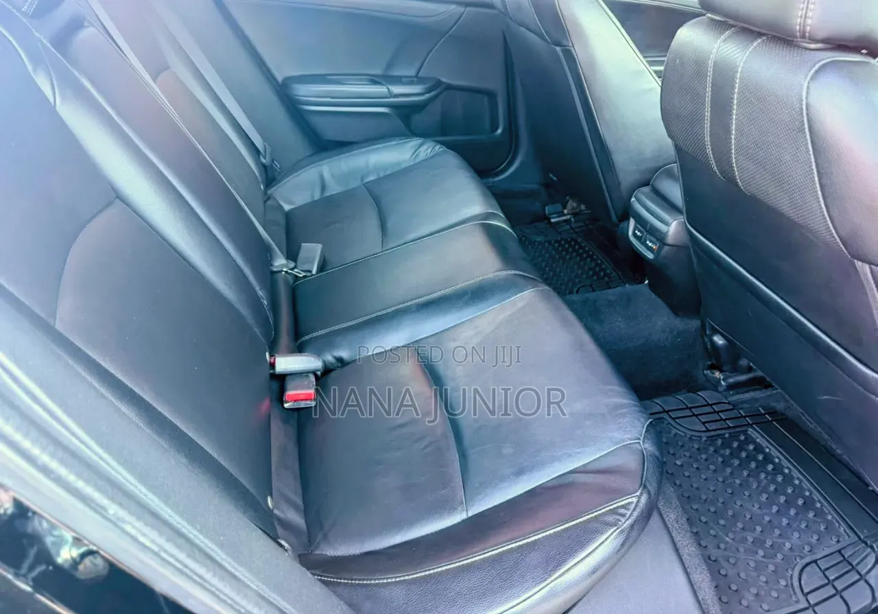 Honda Civic Touring 4dr Sedan (1.5L 4cyl) 2017 Black