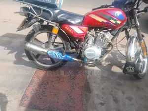 Royal RY125 2020 Red