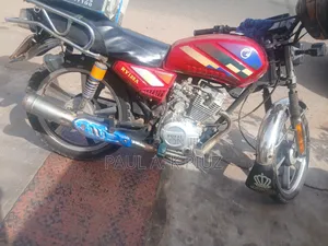 Royal RY125 2020 Red