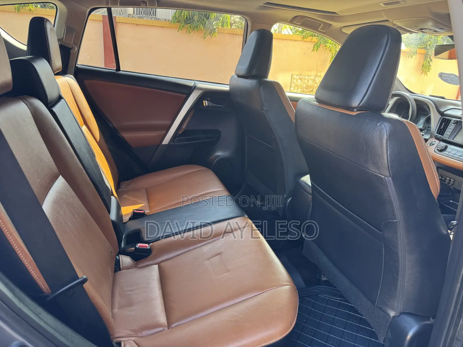 Toyota RAV4 Limited 4dr SUV AWD (2.5L 4cyl 6A) 2018 Gray