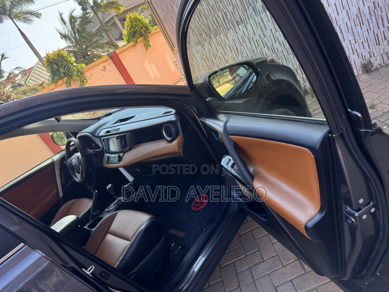 Toyota RAV4 Limited 4dr SUV AWD (2.5L 4cyl 6A) 2018 Gray