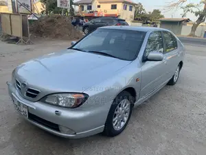 Nissan Primera 2009 Silver