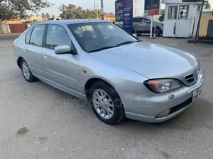 Nissan Primera 2009 Silver