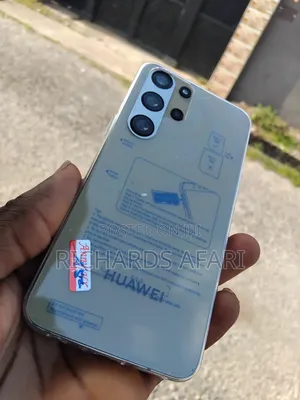 New Huawei Mate 70 Pro 256 GB Gold