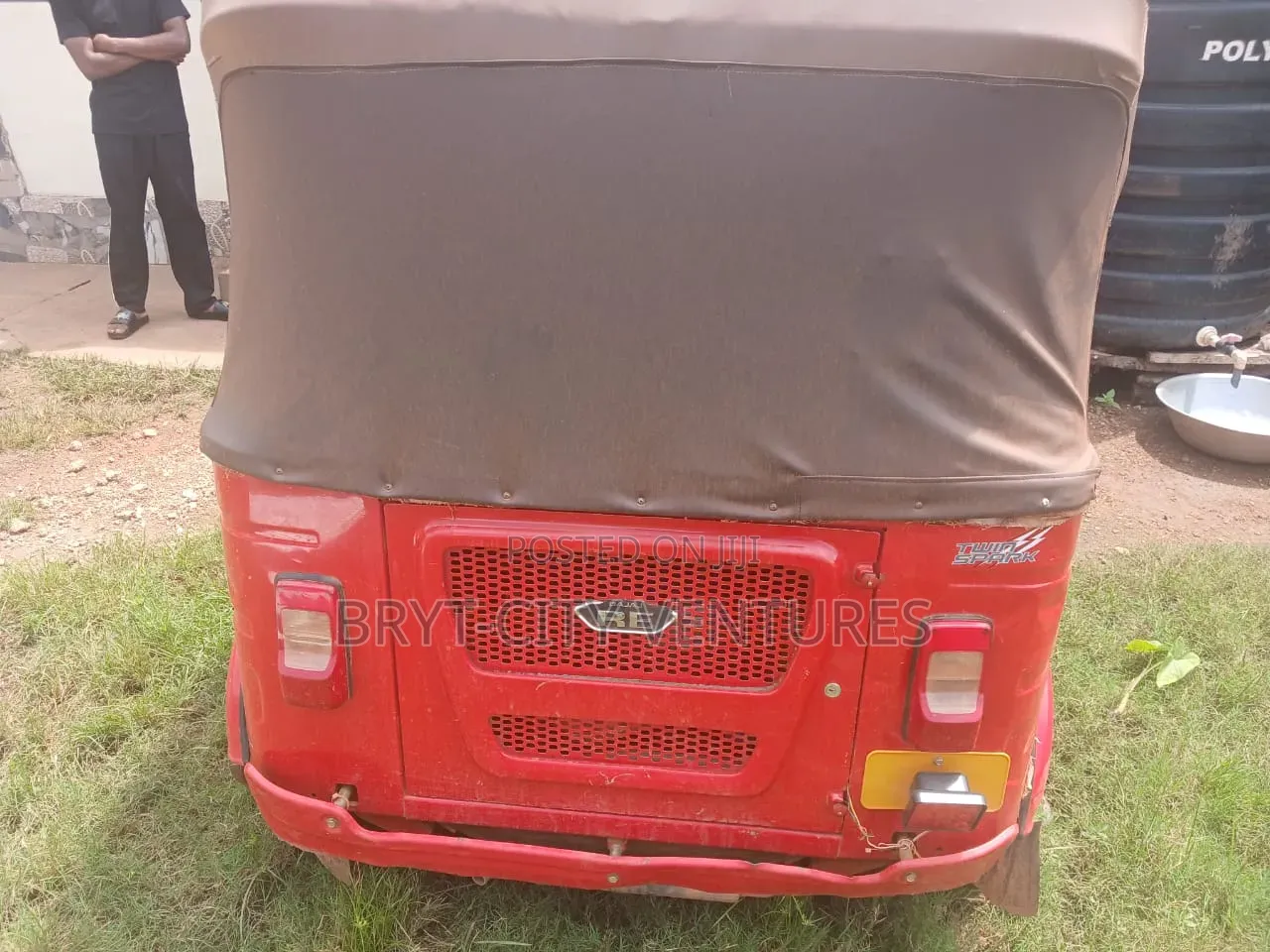 Bajaj RE 2024 Red