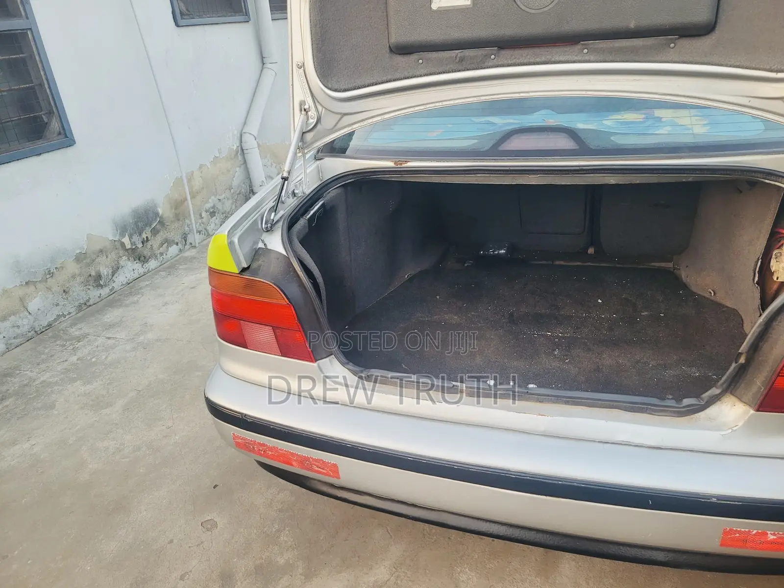BMW 5 Series 528i 1999 Silver