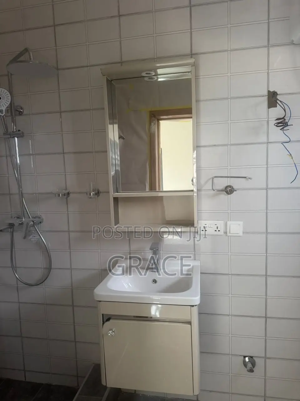 2bdrm Apartment in Oyibi for rent