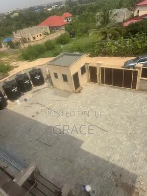 2bdrm Apartment in Oyibi for rent