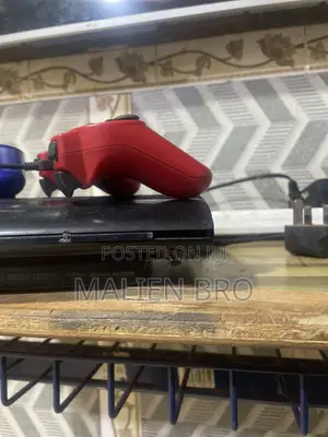 Fully Jailbroken Ps3 With 2 Controllers