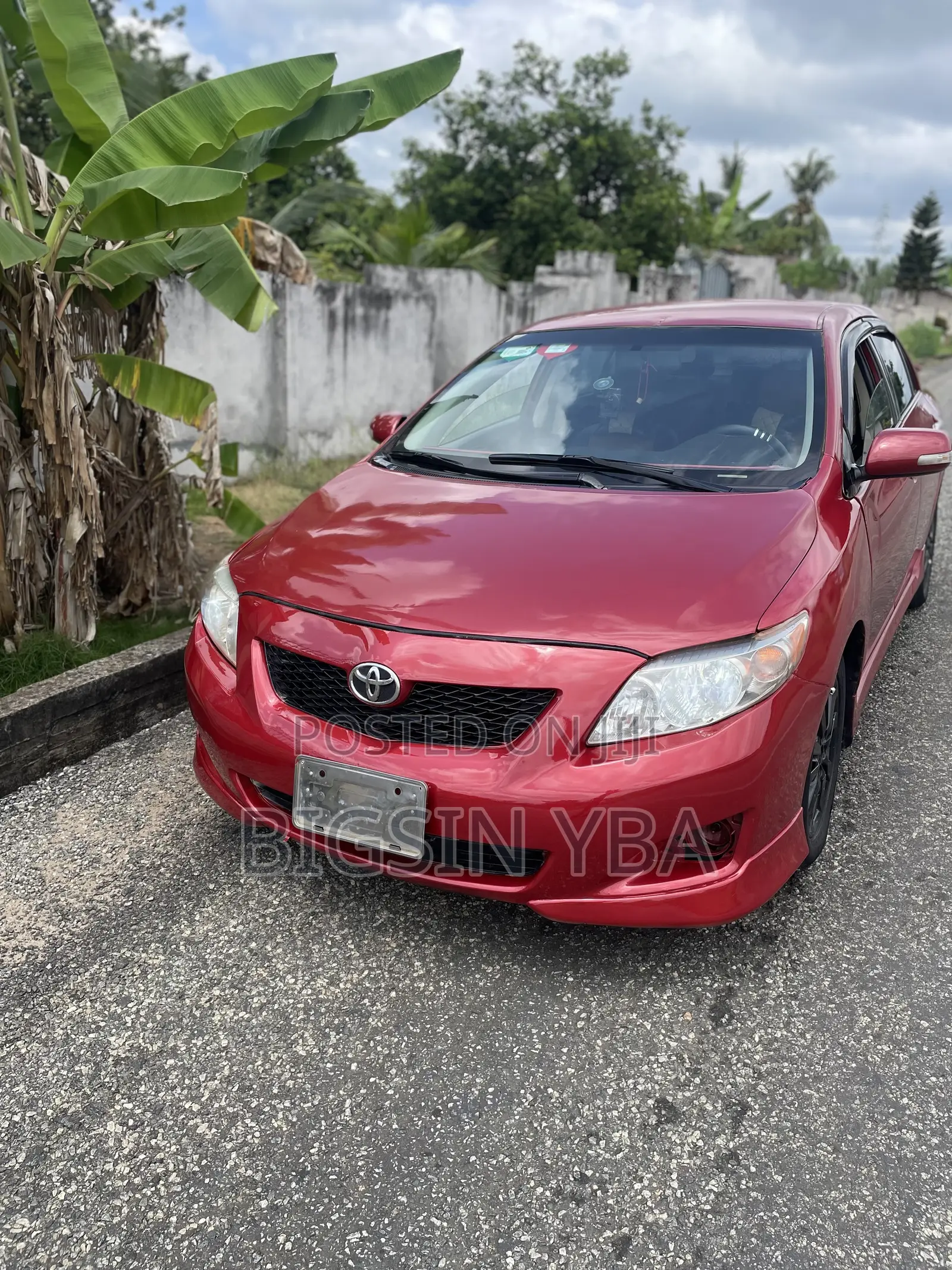 Toyota Corolla Base 4dr Sedan (1.8L 4cyl 5M) 2010 Red