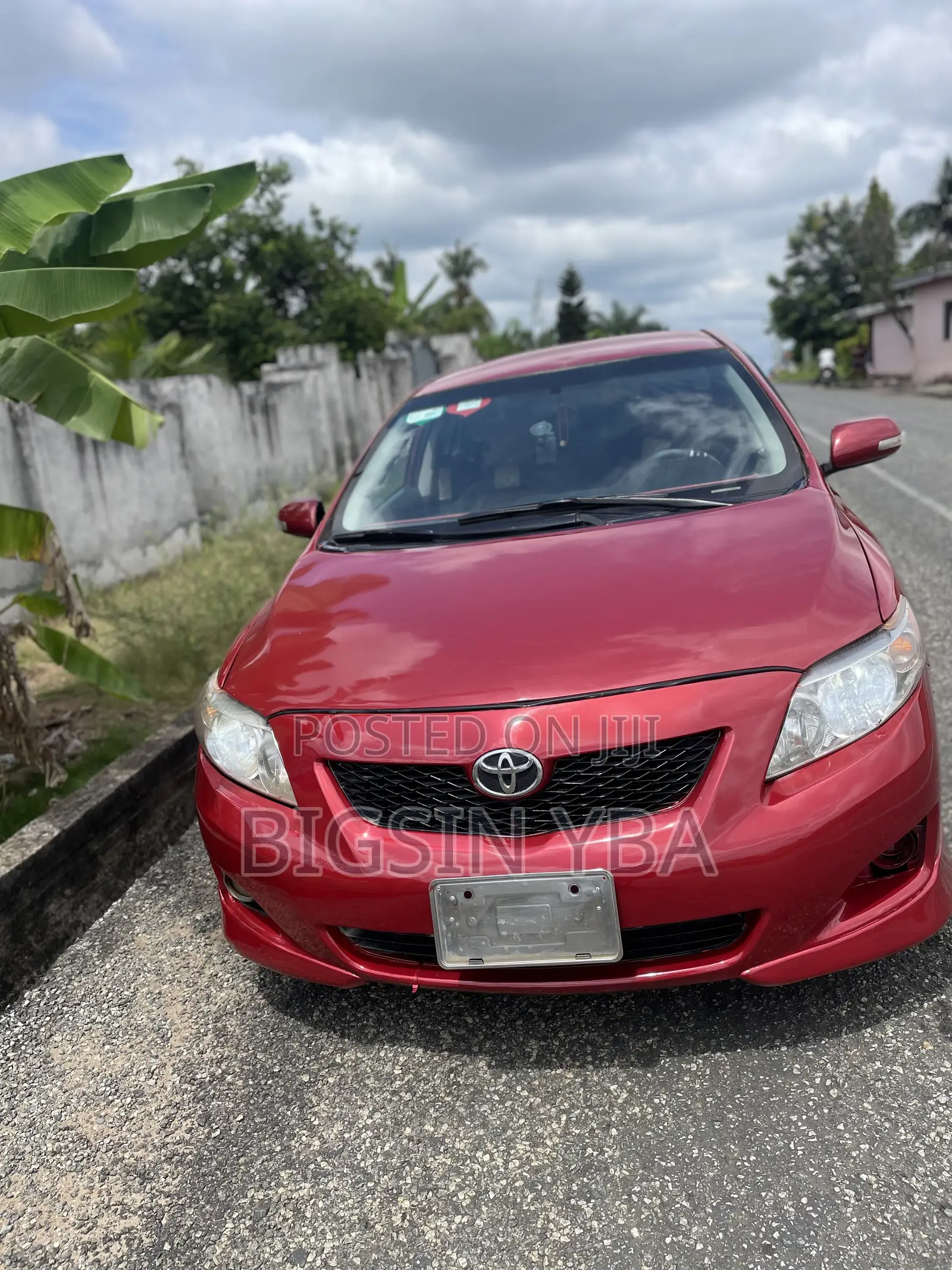 Toyota Corolla Base 4dr Sedan (1.8L 4cyl 5M) 2010 Red