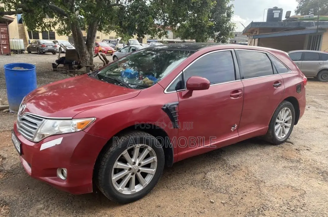 Toyota Venza 2010 Red