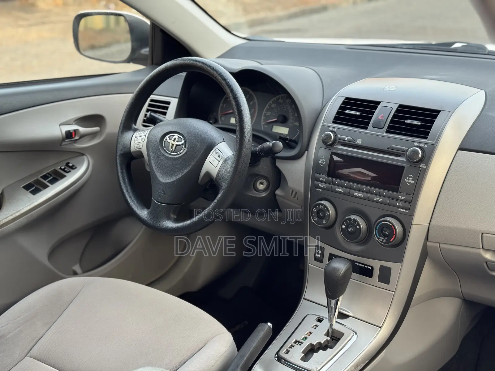 Toyota Corolla LE 4dr Sedan (1.8L 4cyl 4A) 2011 White