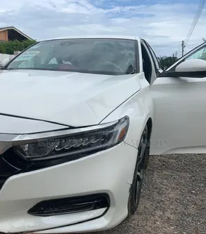 Honda Accord 2018 White