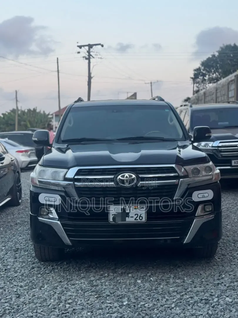 Toyota Land Cruiser 2015 Black