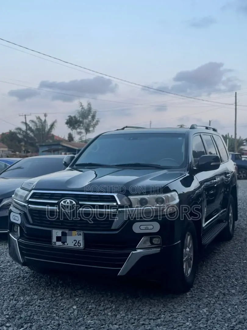 Toyota Land Cruiser 2015 Black